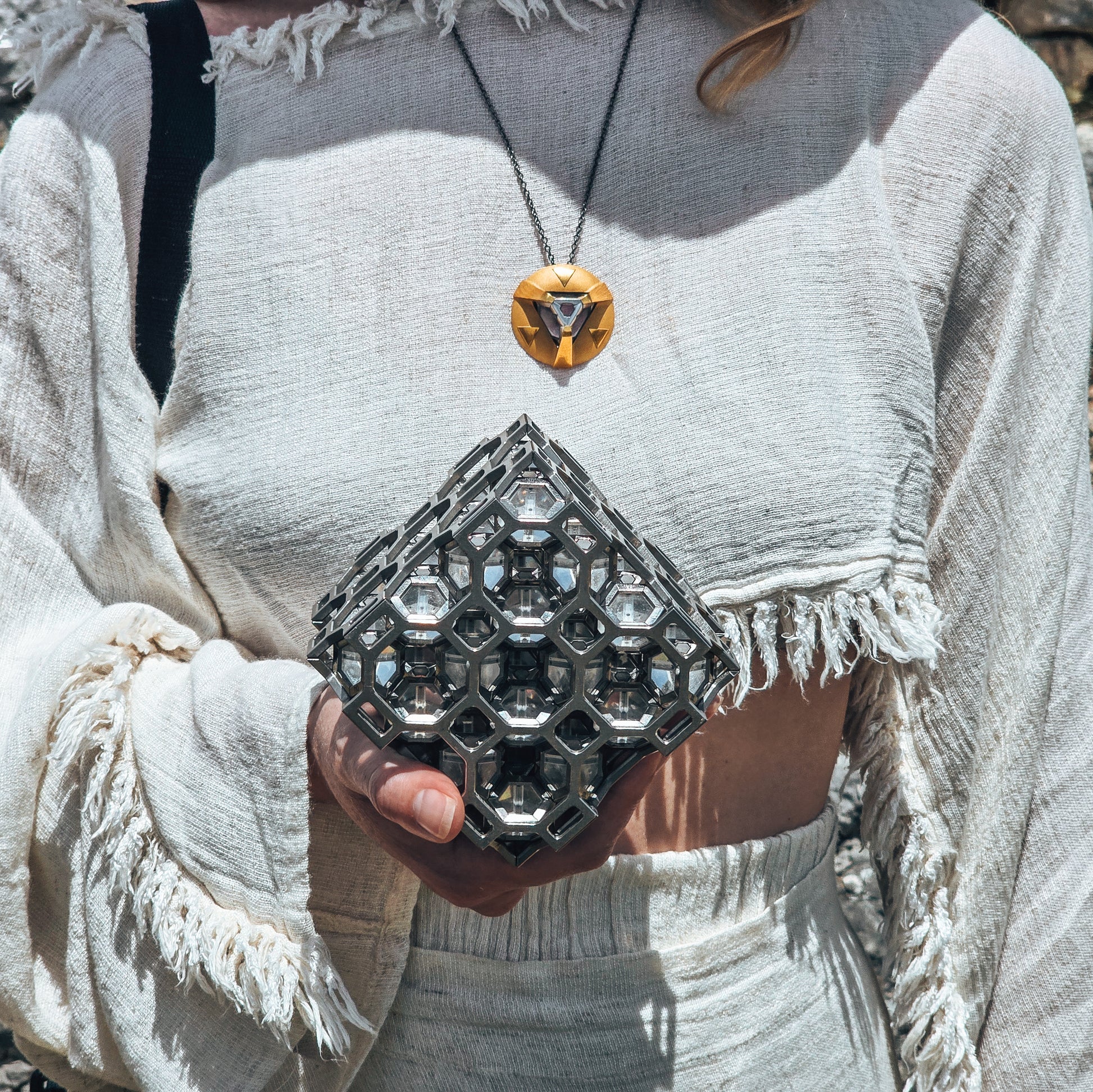ARK Crystal & Gold Colored Pendant - Set